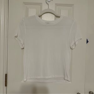 Aritzia Babaton Everyday T-Shirt Hip Size Small